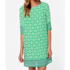 Everly Prints Charming Green Print Shift Dress